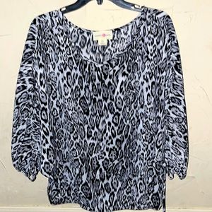 Gray and black leopard print XL